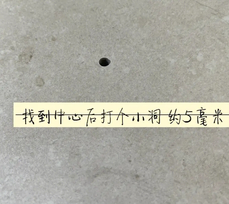 蚌山瓷砖空鼓维修公司专业解答在瓷砖铺贴过程中，如果砂料搅拌不均匀，将会带来以下问题